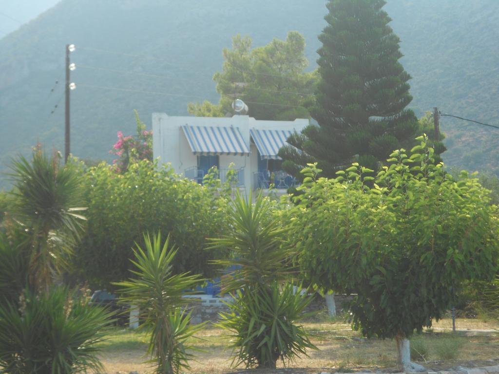 Tirós Mouragio Studios מראה חיצוני תמונה